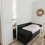 D.w.kamil Homestay